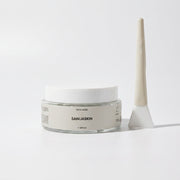 Face Mask with Brush